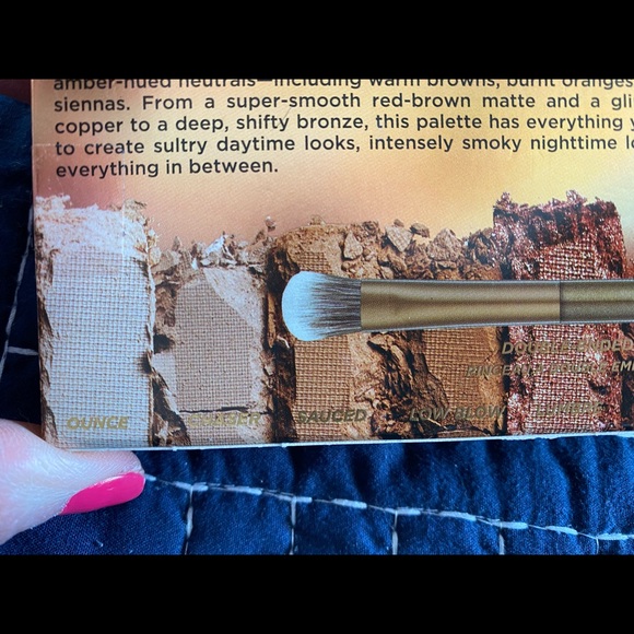 Urban Decay Naked Heat Eyeshadow Pallete NIB - Picture 7 of 10